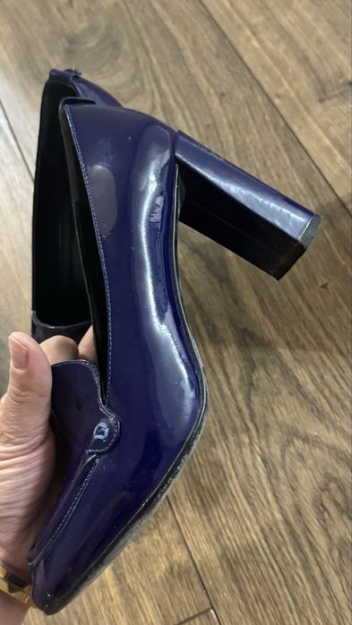 Продам туфли натуральные