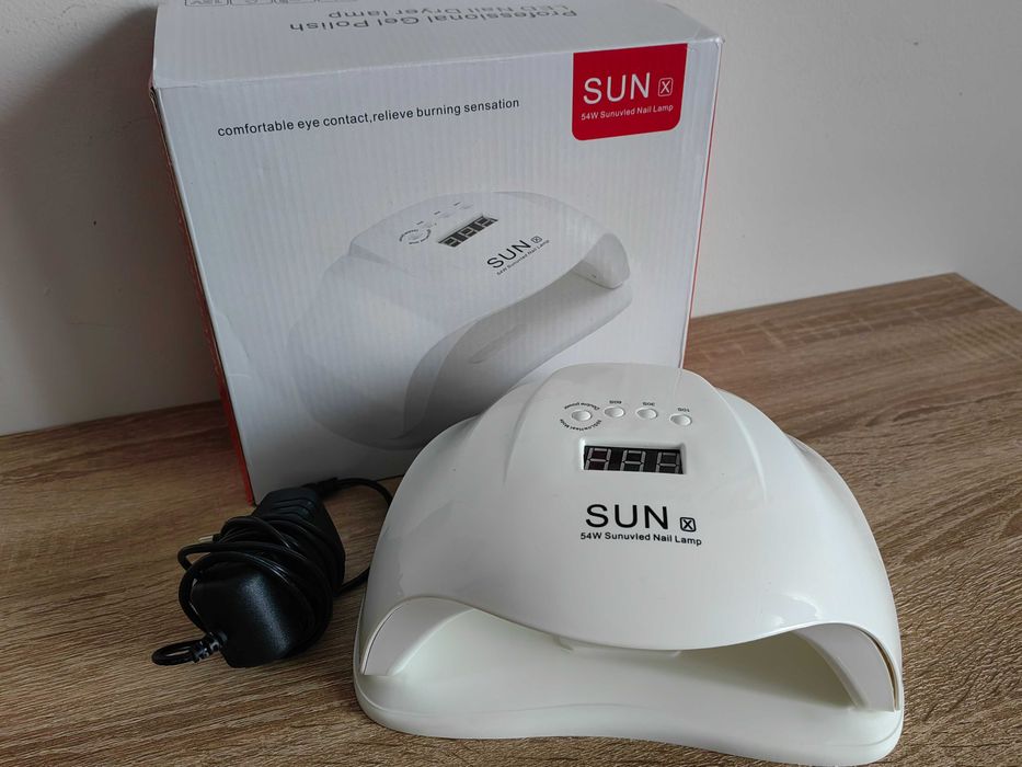 Lampa unghii led Sun 5 Nailsup 48W si Mini lampa UV/LED Clip Black 3W