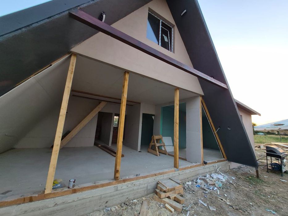 Construim case din lemn