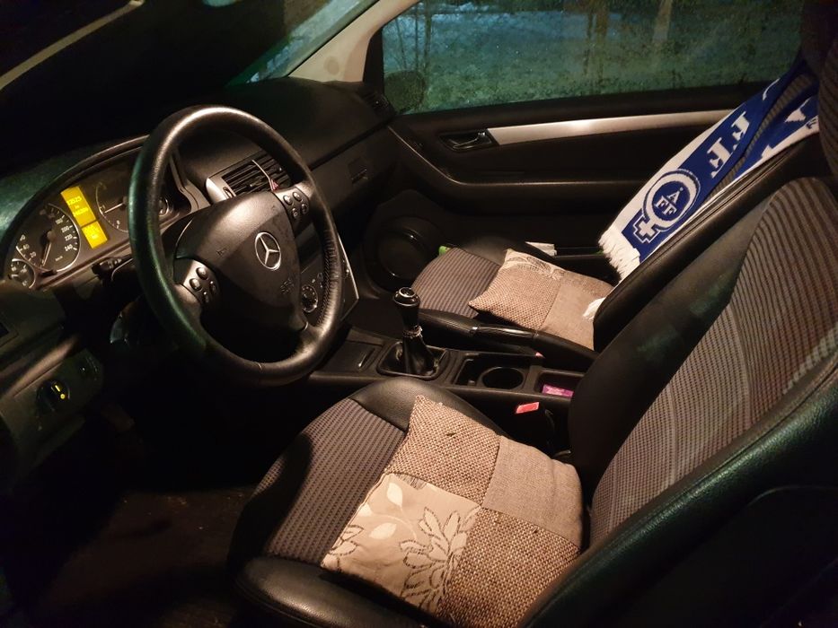 Vând Mercedes A class  200 cdi