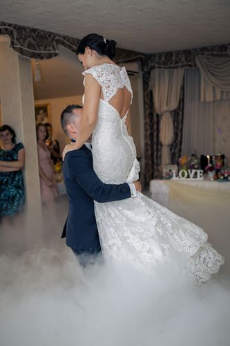 Vand rochie de mireasa Mori Lee