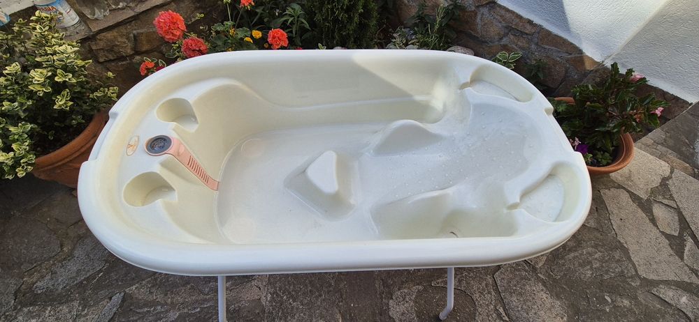 Бебешка вана (корито) със стойка и термометър