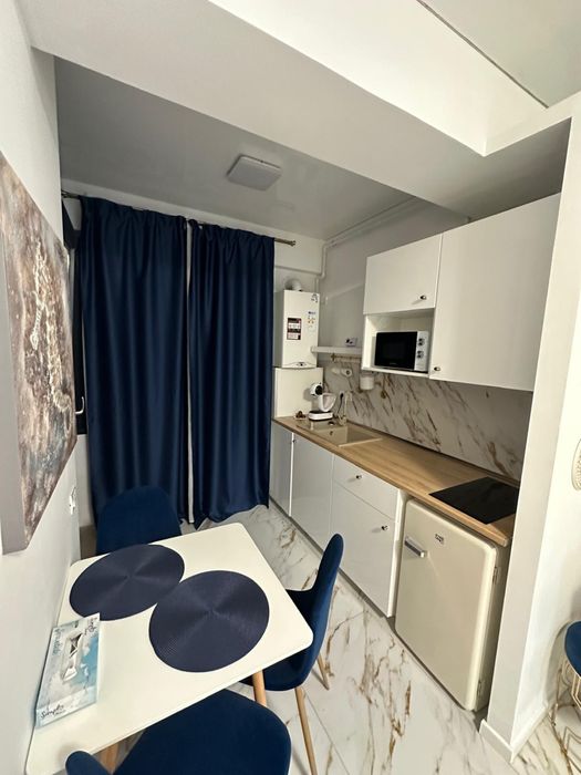 Studio de lux Azimuth – Stefan Building / Proprietar