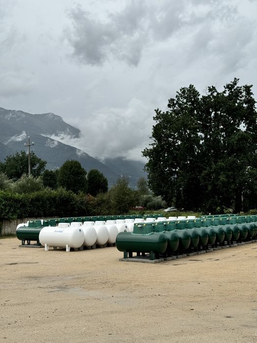 Bazine gpl/propan/gaz butelii/rezervoare butan 1000/1750/3000 litri