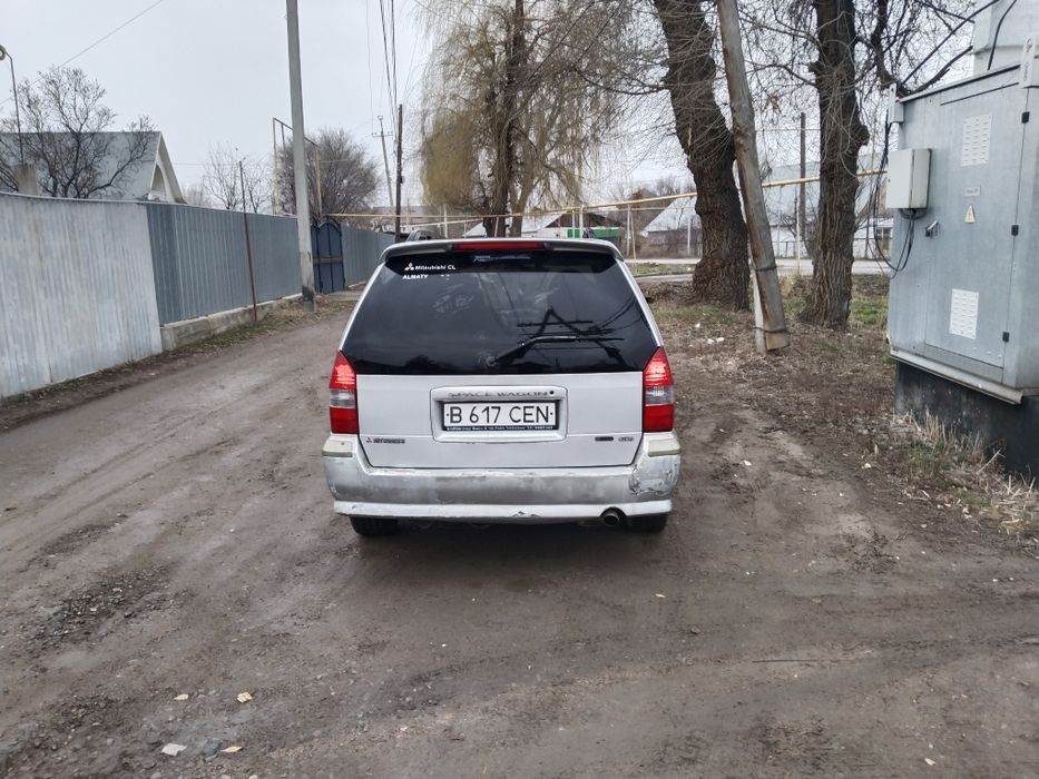 Продам Митсубиси Спейс Вагон