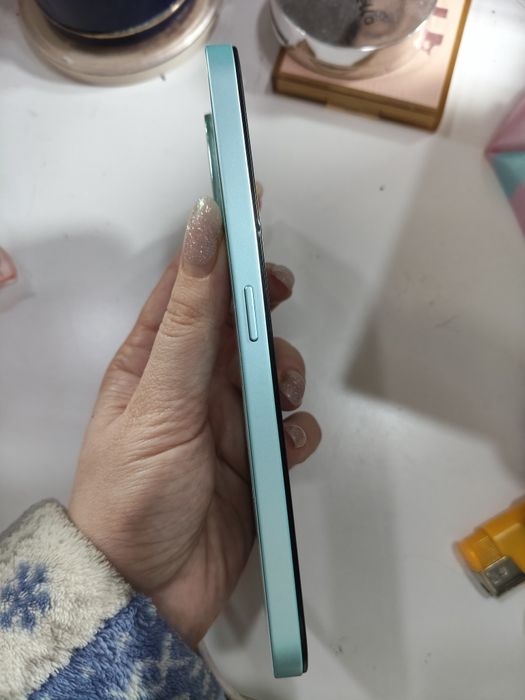 Honor x6c в ментоловом цвете, в идеальном состоянии