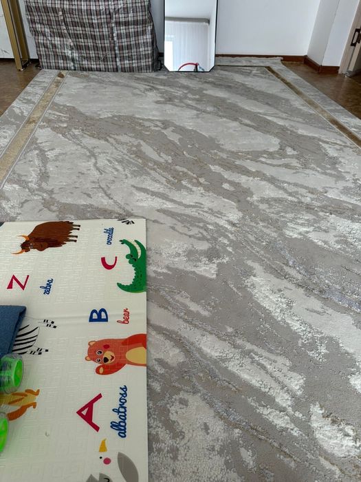 Продаетя ковер