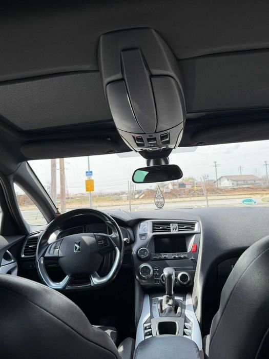 Citroen DS5 2015 Facelift • 2.0 BlueHDi 180 CP • Automat