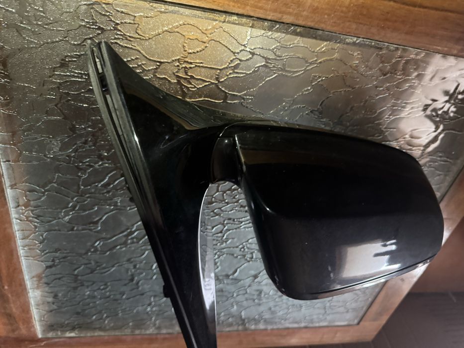 Дясно огледало за бмв у11