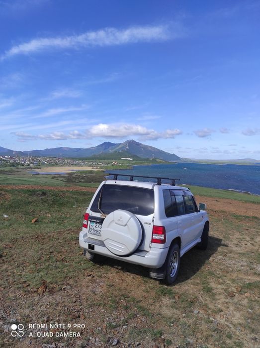 Продам mitsubishi pajero io