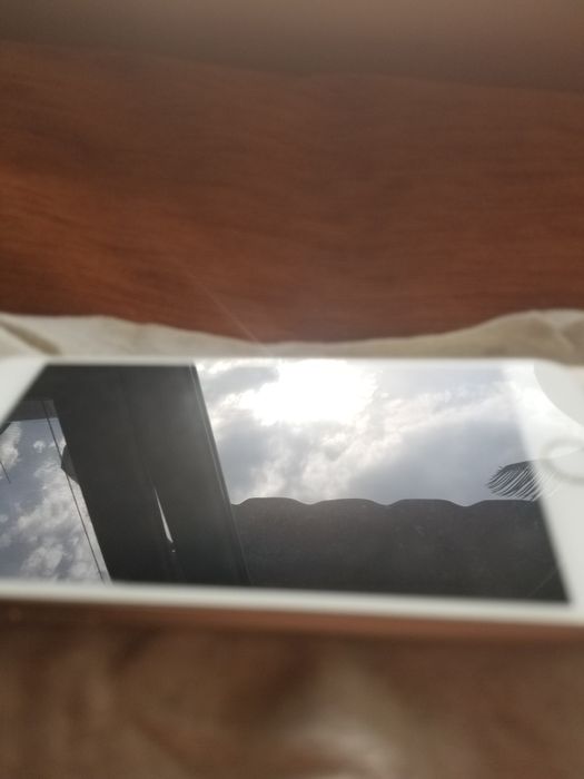 iPhone 6s 64GB, в добро състояние