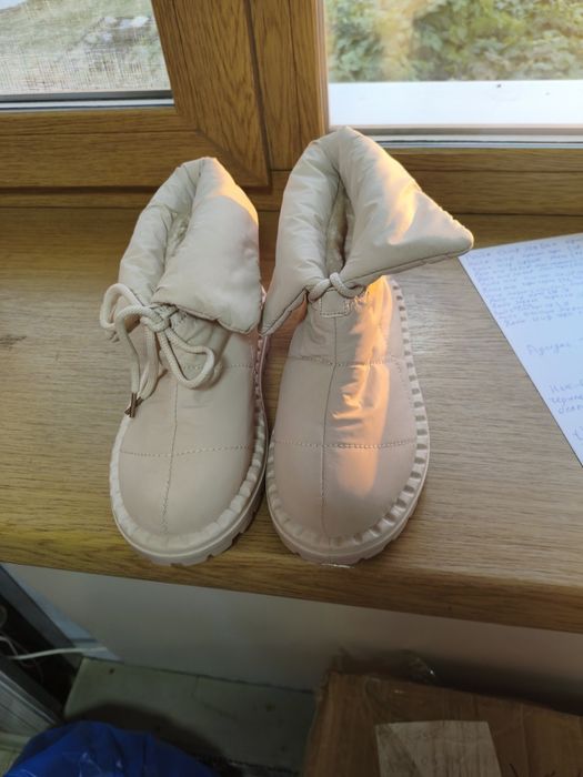 Продам ботинки зимние