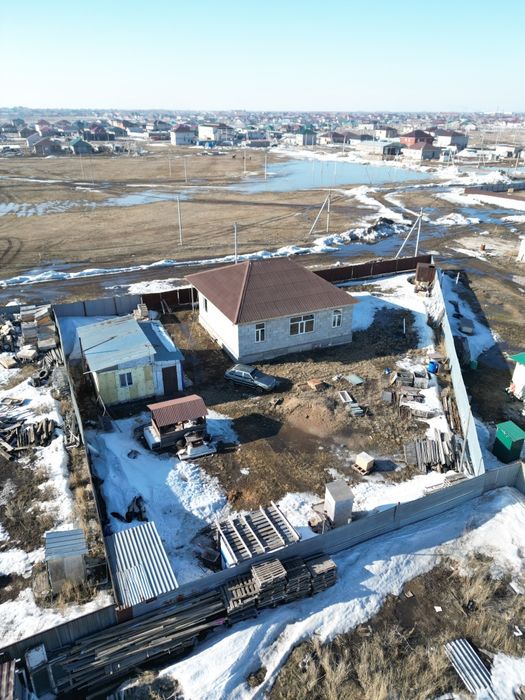 Қоянды ауылыңда бөліп төлеуге үй сатылады