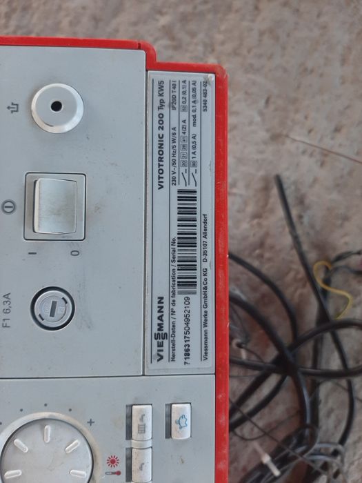 Tablouri comanda  centrale termice nu au încăput toate în anuntul ante