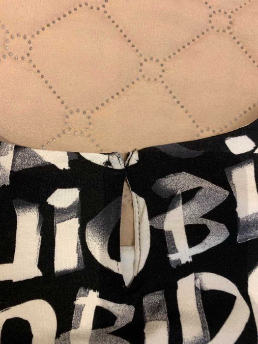 продавам дамска лятна бутикова блуза