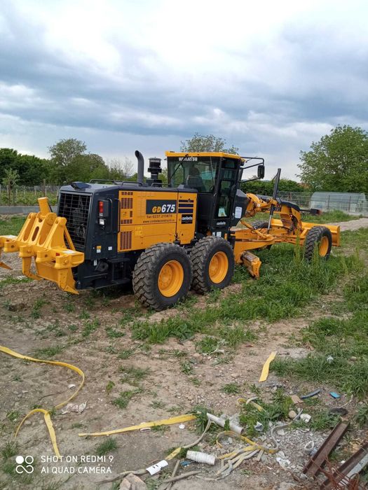 DE Vanzare Autogreder Komatsu GD675-7 – 433 ore funcționare, ca nou