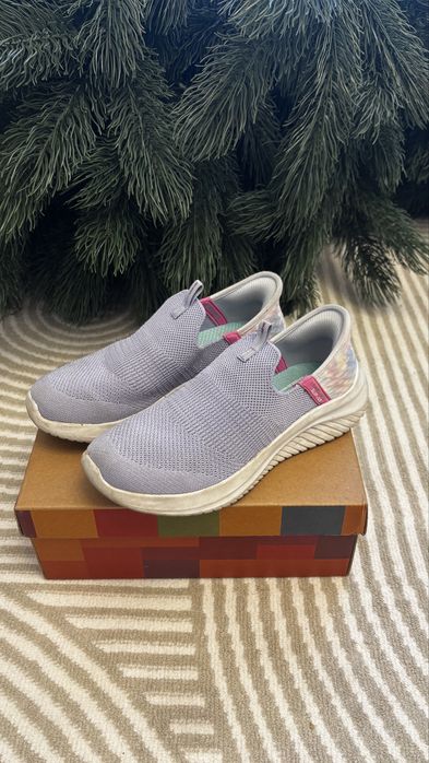Кроссовки SKECHERS 35 размер для девочек
