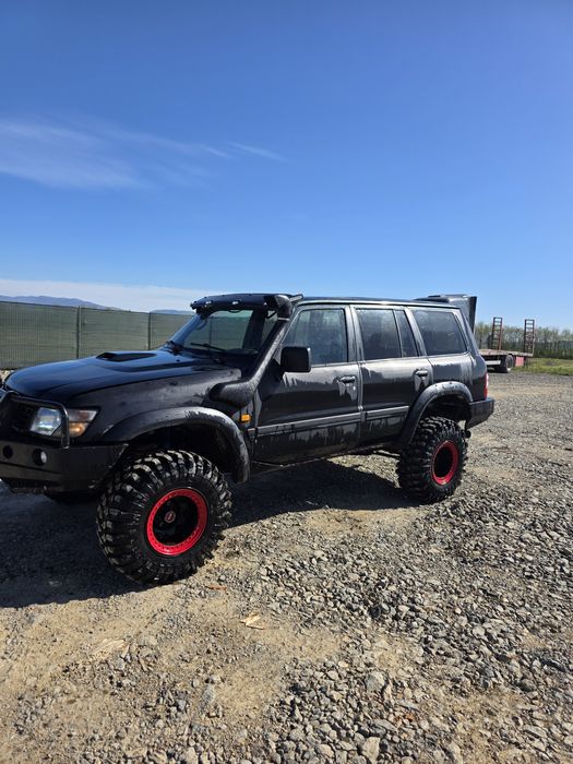 Vând Nissan Patrol y61 motor 4.2 Autoutilitar