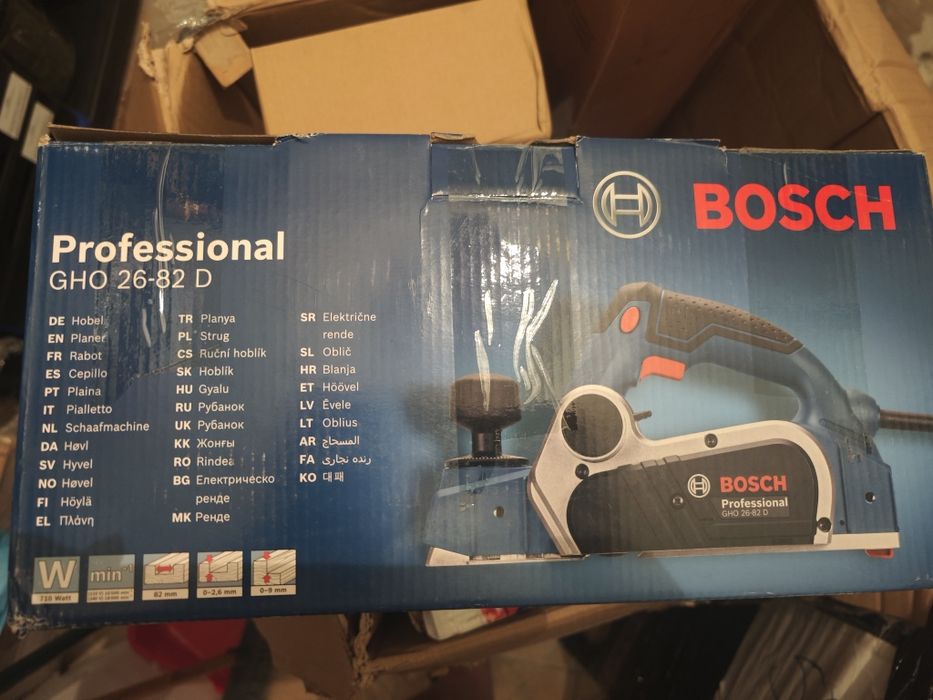 Rindea electrica Bosch Professional GHO 26-82 D, 710W, 82mm – Noua