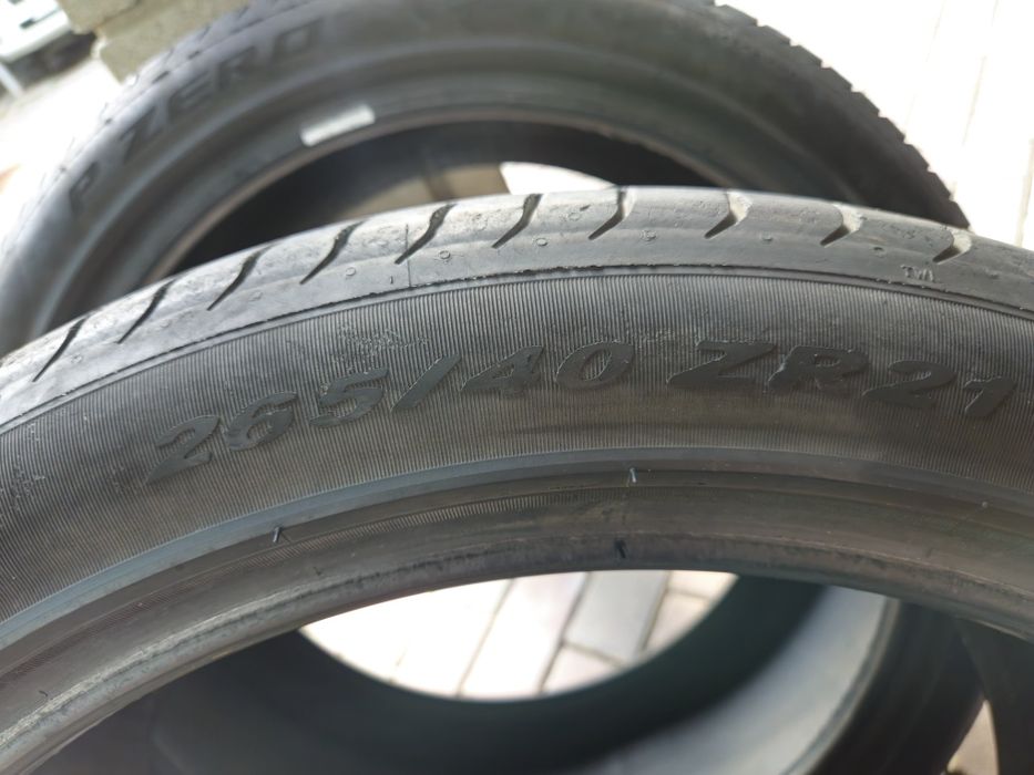 Продам резину 265 40 ZR21