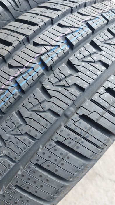 Нови гуми 215 70 15 CP Continental 2 броя