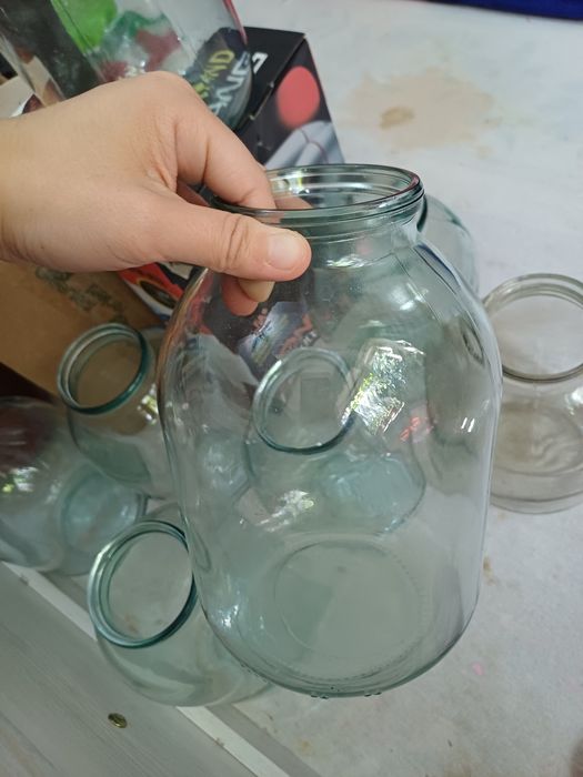 Banka 3l 10ta holati yangi