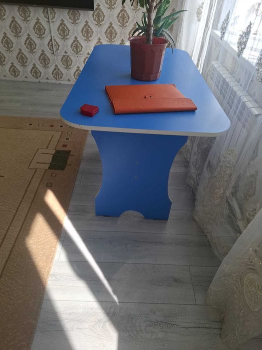 Продам   кухонный  стол №