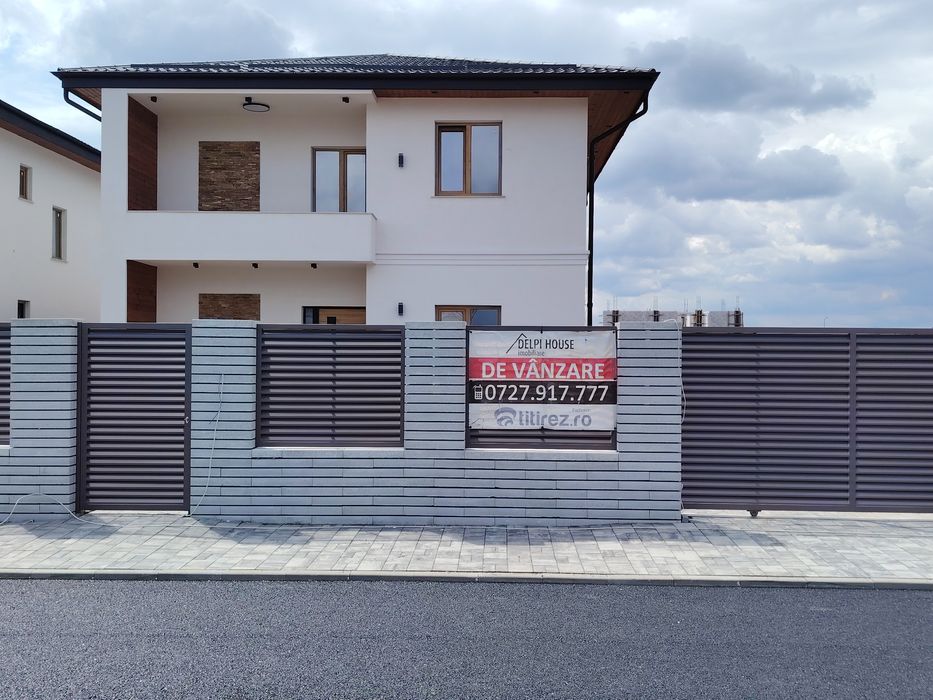 Vila Dobroiesti 5camere, 3 bai, cartier rezidențial, strada ASFALTATA