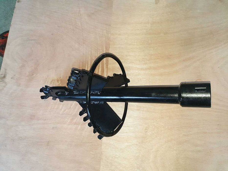 Нова карбидна сондажна глава за сонда за вода ф300мм /за земя/