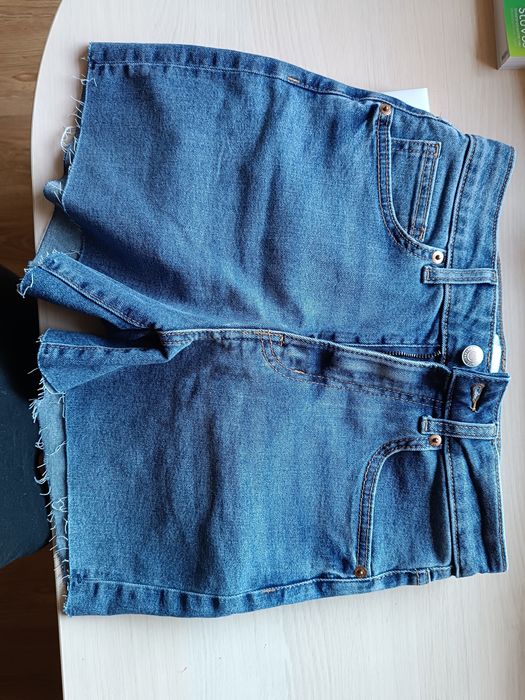 Нови къси панталони H&M