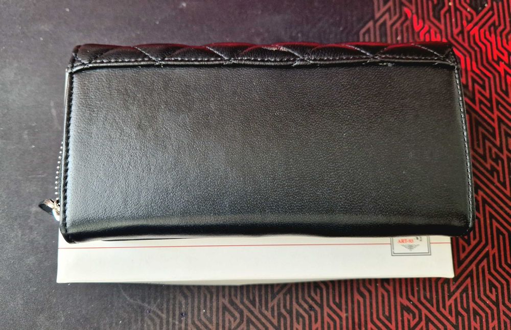 Ново кожено дамско портмоне ART-93