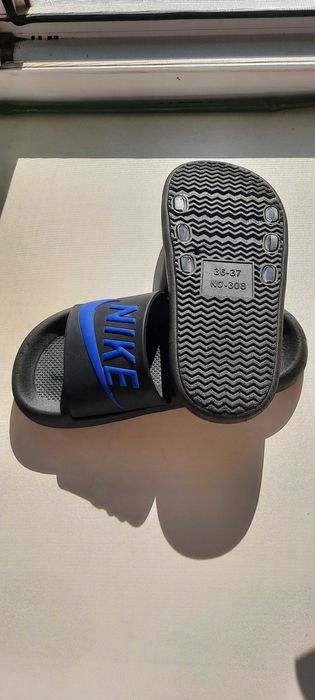 Шлёпанцы сланцы р 36-37