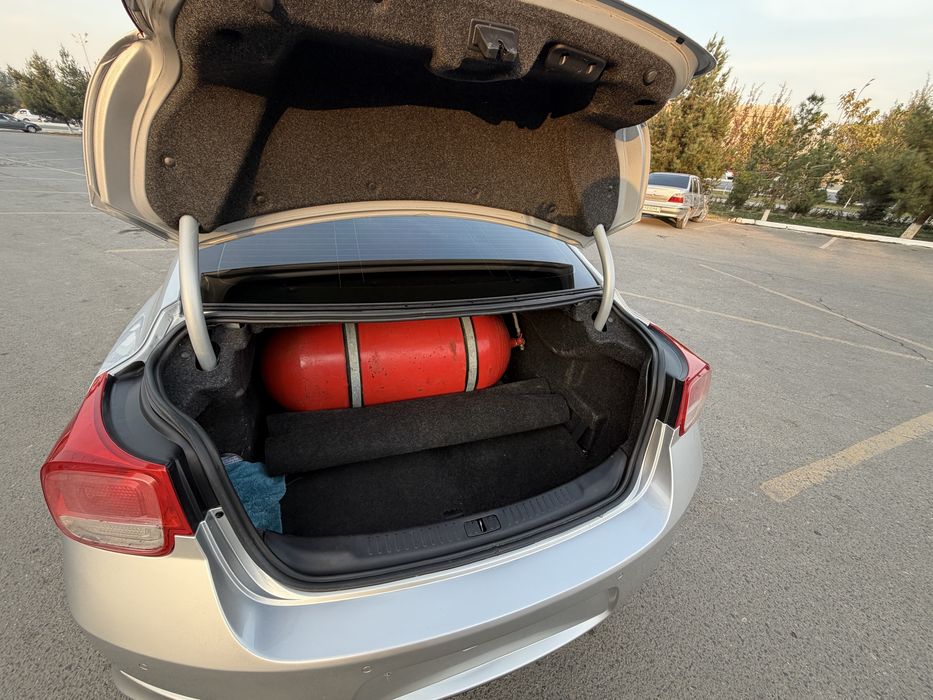 Chevrolet Malibu 2.4 2 позиция