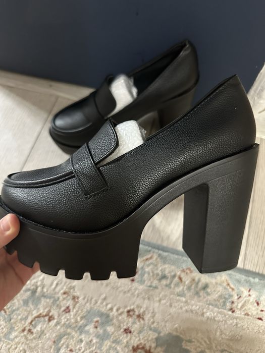 ПРОДАМ ТУФЛИ на платформе