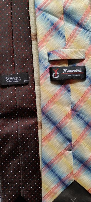 Продам мужские брендовые галстуки