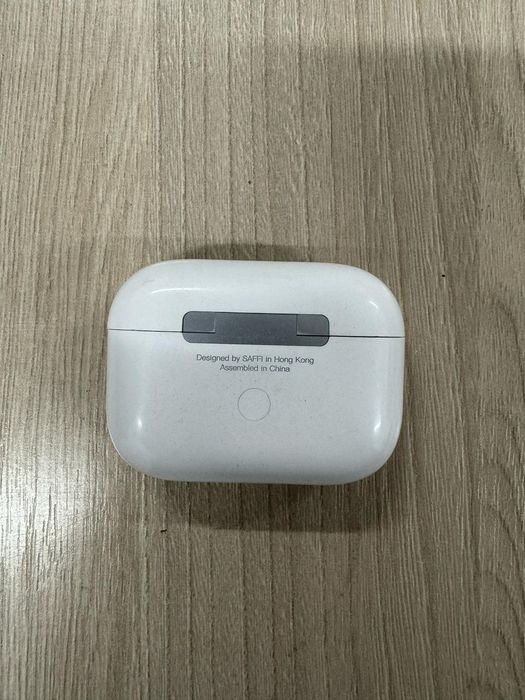 Продам Airpods pro