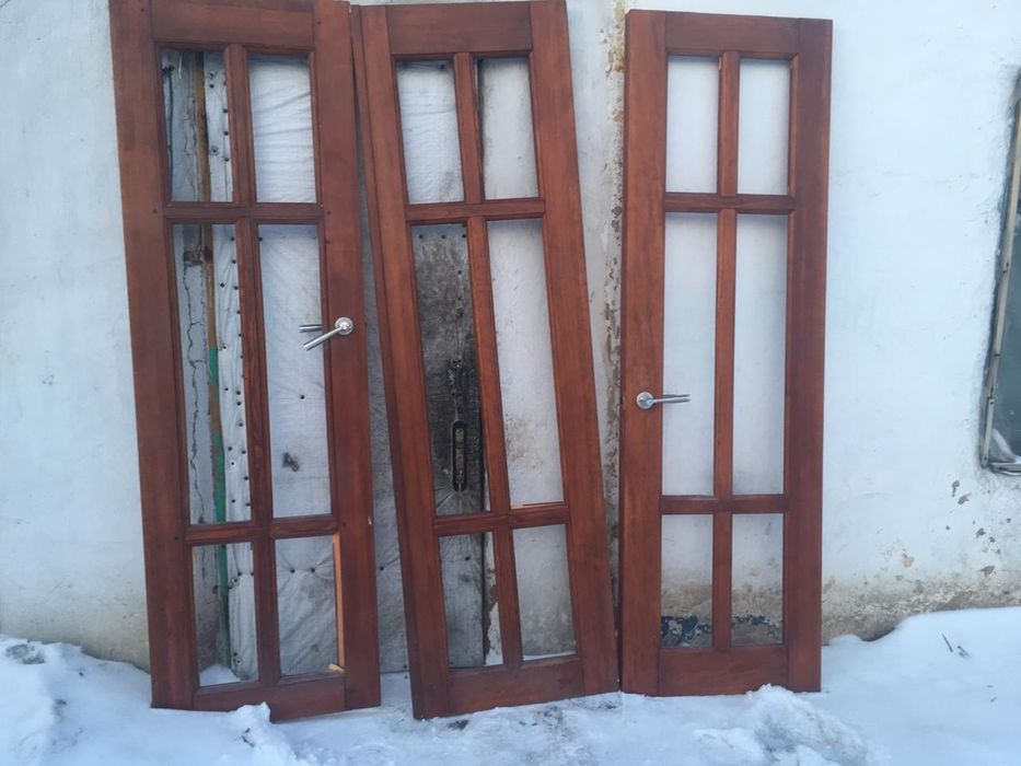 Двери продам эко чисто дерево