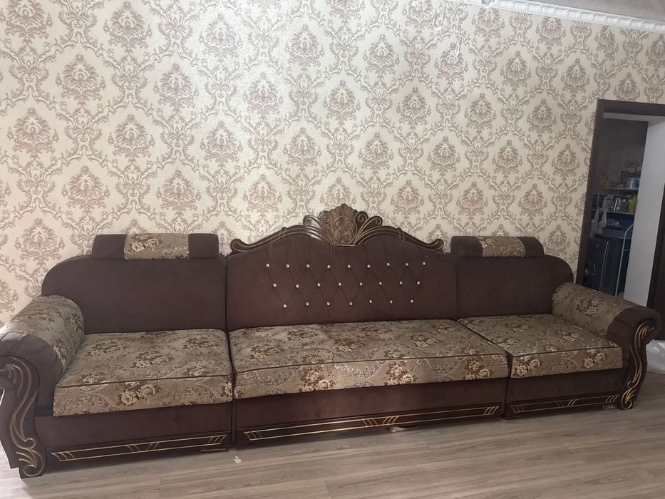 Продается    диван