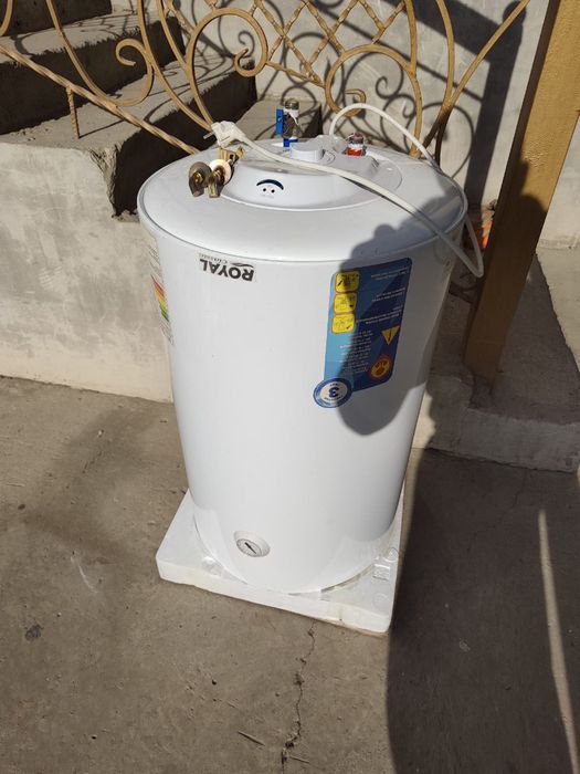 Ariston Royal sotiladi