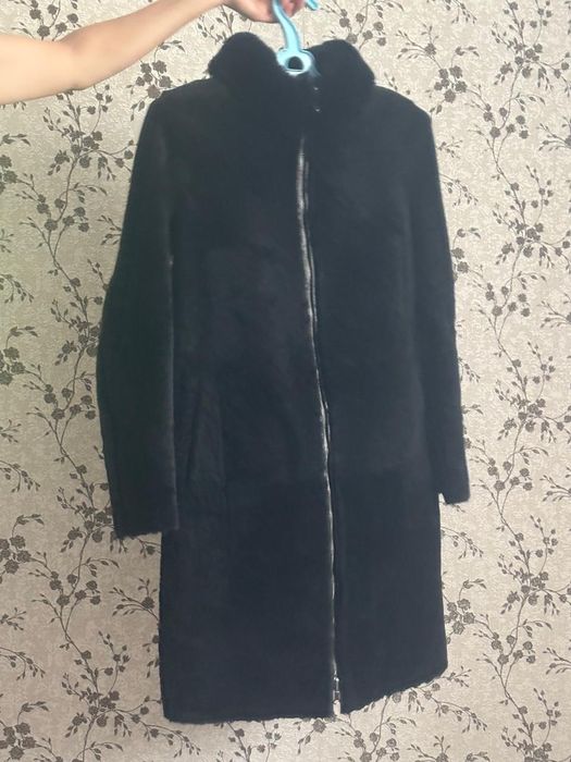 Продам дубленку двухстороннюю право Турция новая не ношенная.