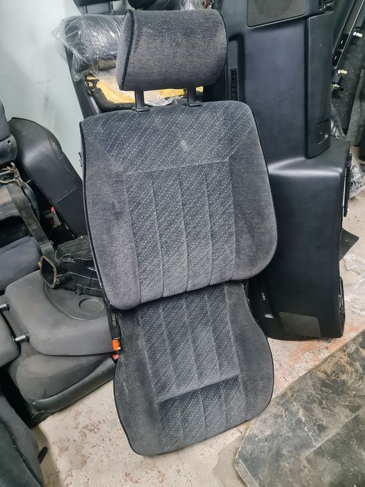 Сиденья для легковых авто