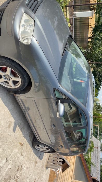 Vand VW Touran 2.0 diesel, 2005