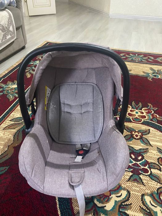 Продается шезлонг (новый)