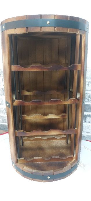 Minibar rustic pentru 12 sticle