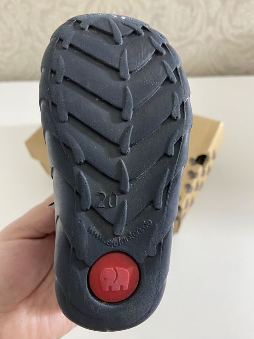 Детский обувь сандалик и сапоги