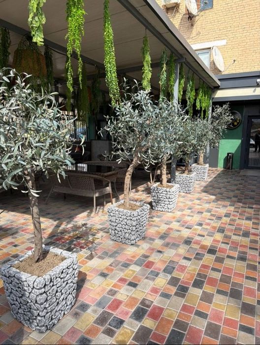 Бетонные уличные Вазы