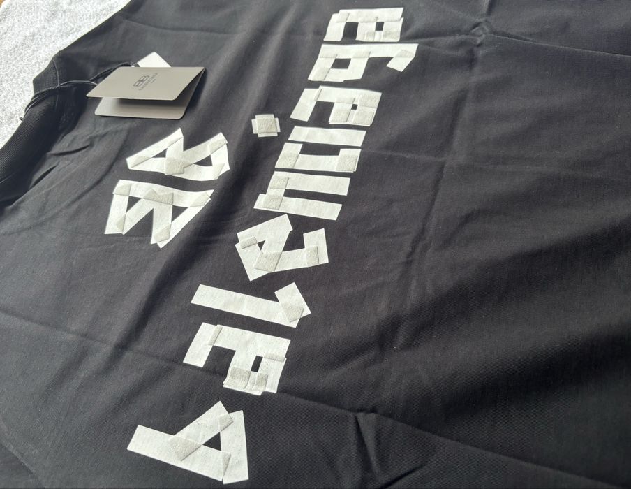 Tricou Balenciaga
