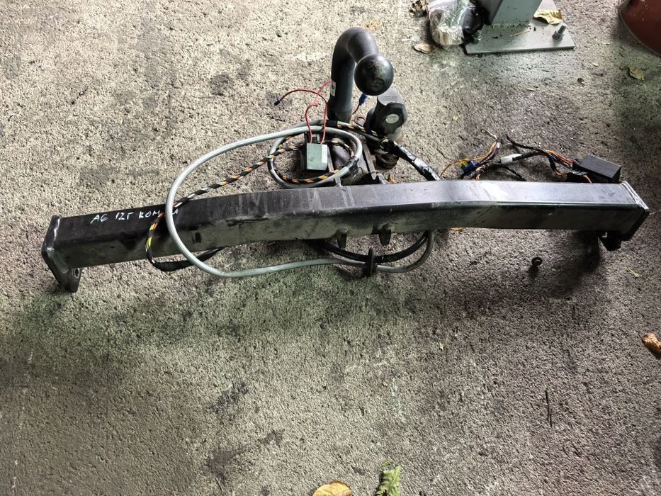 Теглич за Audi A6 C7