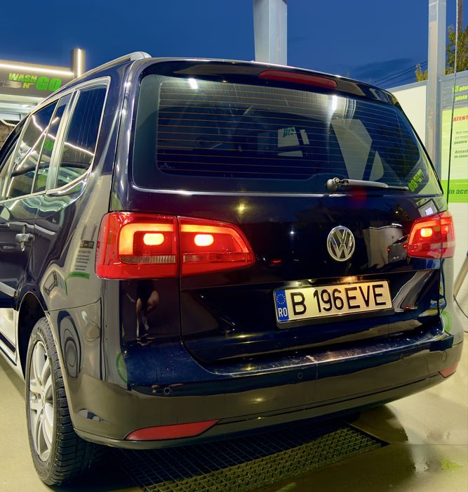 VOLKSWAGEN Touran 2012 — imagine 3