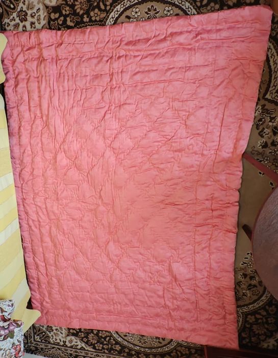 Plapuma umpluta cu lana cu 2 fețe 230cm*165cm